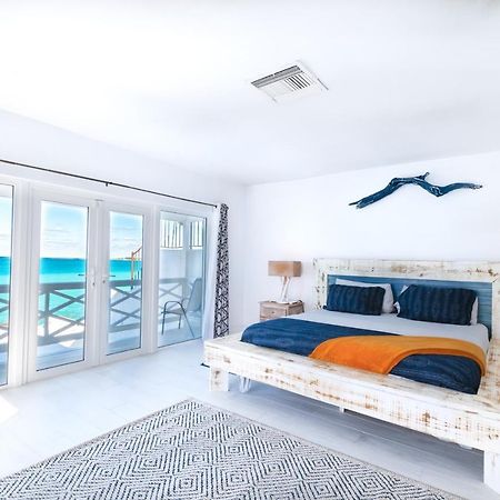 Caprice 9 - Oceanfront Villa - Gated Community With Pool 拿骚 外观 照片