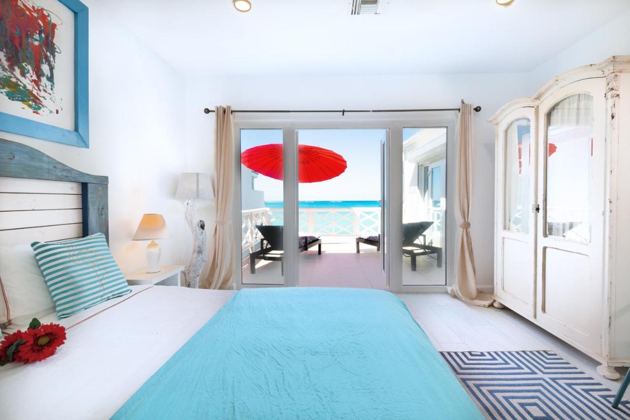 Caprice 9 - Oceanfront Villa - Gated Community With Pool 拿骚 外观 照片
