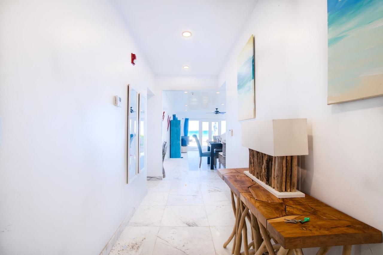 Caprice 9 - Oceanfront Villa - Gated Community With Pool 拿骚 外观 照片