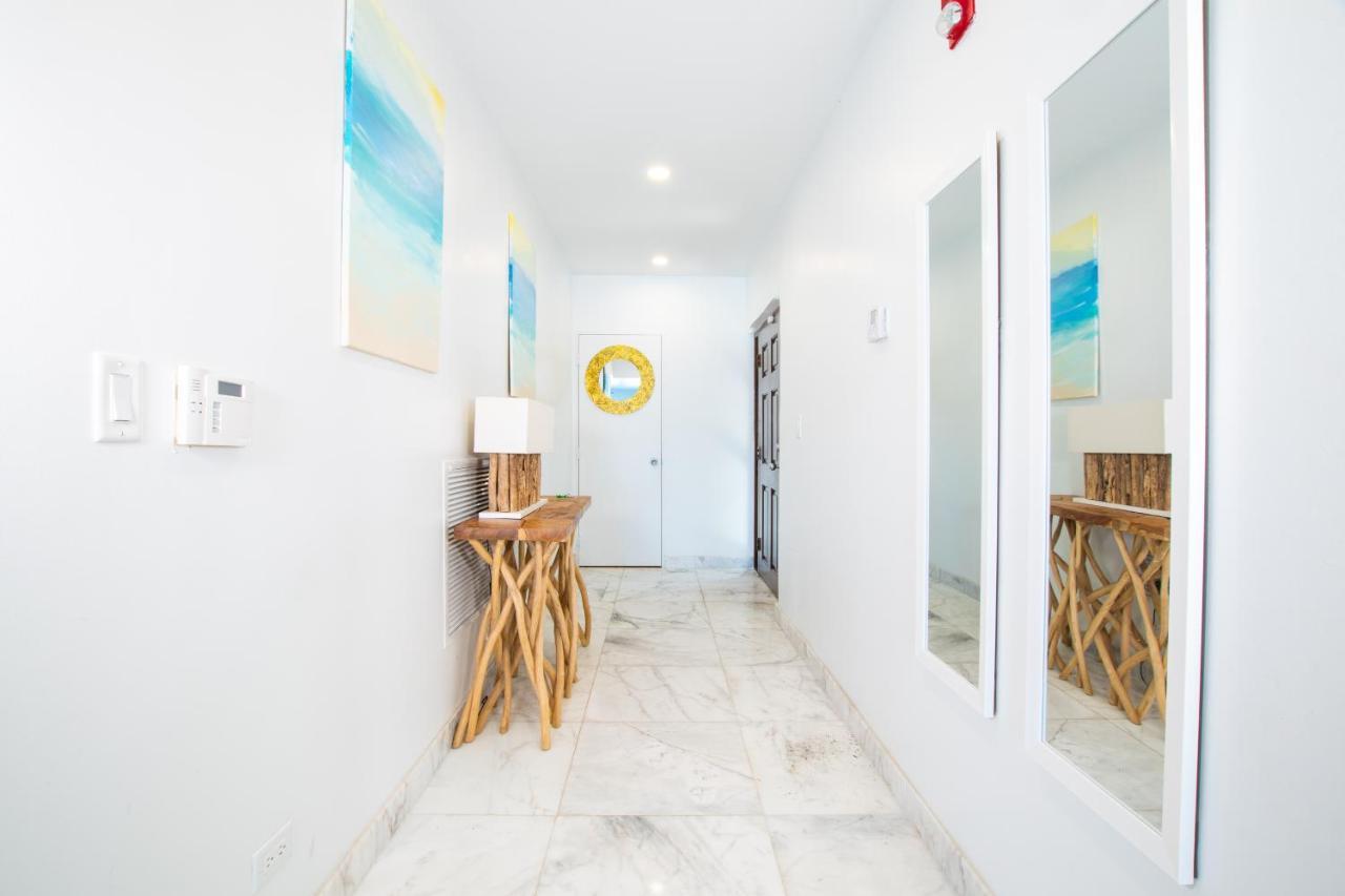 Caprice 9 - Oceanfront Villa - Gated Community With Pool 拿骚 外观 照片